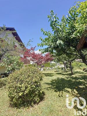 Maison - 211 m² - 6 pièces