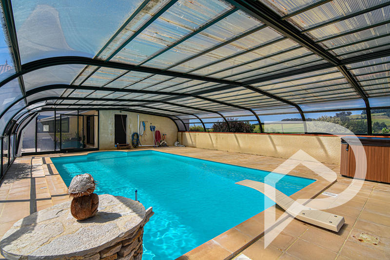 Maison - 162 m² - 7 pièces