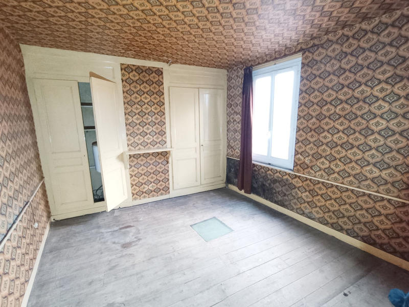 Maison - 212 m² - 5 pièces