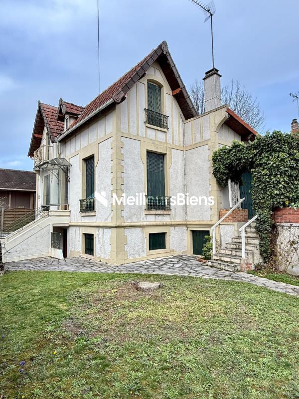 Maison - 84 m² - 5 pièces