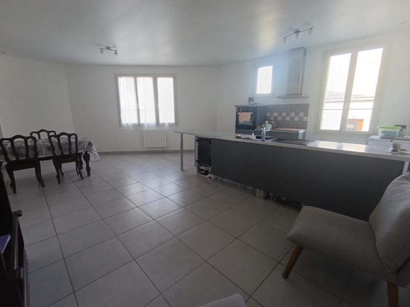 Maison - 96 m² - 4 pièces