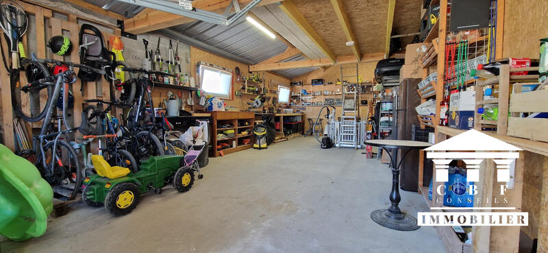 Maison - 184 m² - 6 pièces