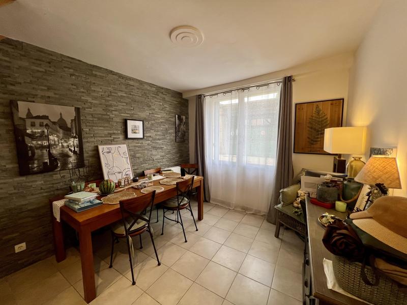 Villa - 96 m² - 3 pièces