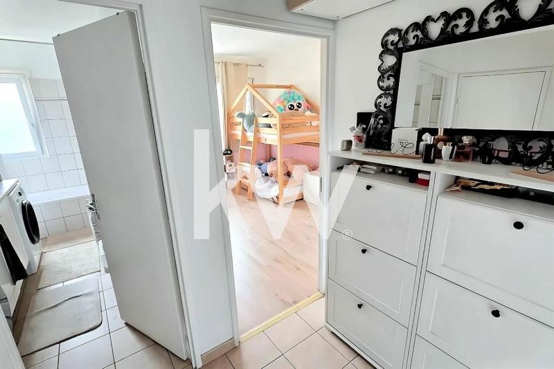 Appartement - 79 m² - 4 pièces