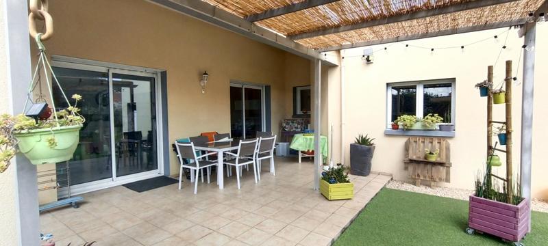 Maison - 102 m² - 5 pièces