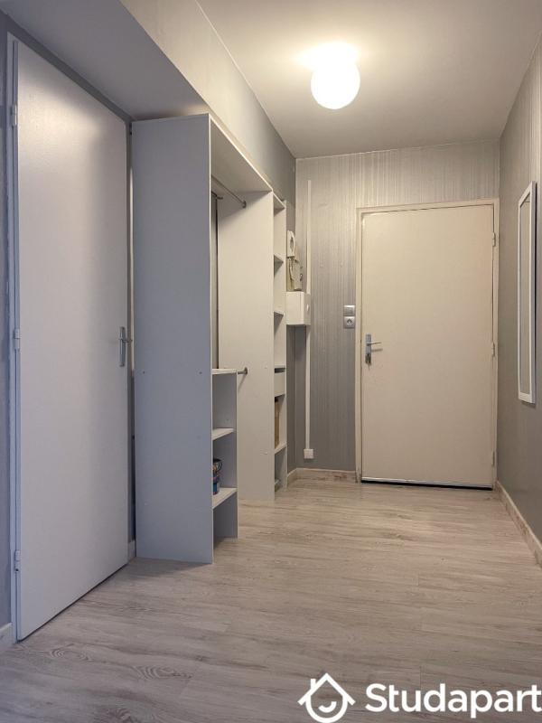 Chambre - 15 m² - 1 pièce