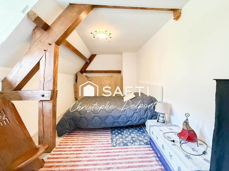 Maison - 213 m² - 12 pièces