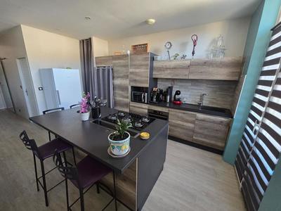 Appartement - 79 m² - 3 pièces