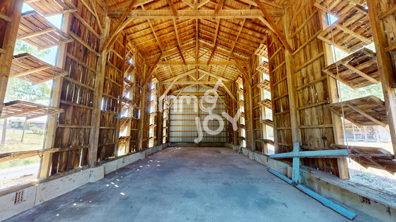 Maison - 140 m² - 2 pièces