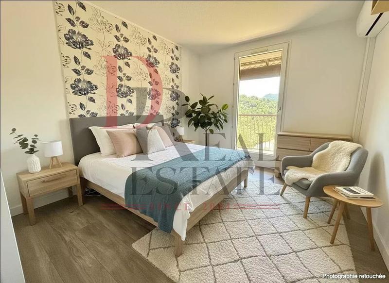 Duplex - 74 m² - 4 pièces