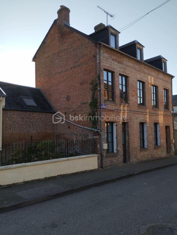 Immeuble - 155 m² - 8 pièces