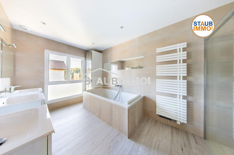 Villa - 437 m² - 13 pièces