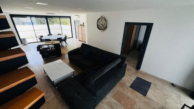 Maison de village - 151 m² - 5 pièces