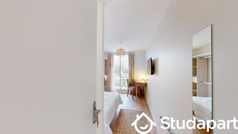 Chambre - 12 m² - 1 pièce