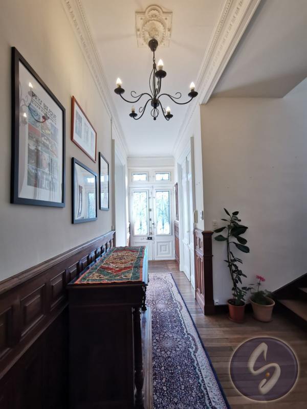 Maison - 177 m² - 8 pièces