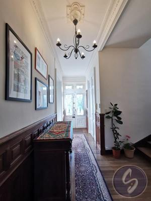 Maison - 177 m² - 8 pièces