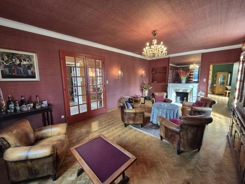 Maison bourgeoise - 275 m² - 10 pièces