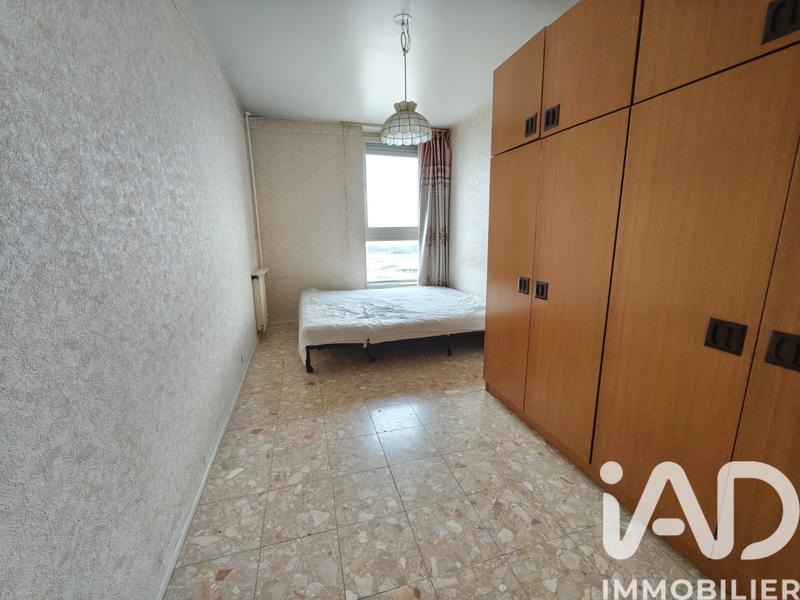 Appartement - 90 m² - 4 pièces