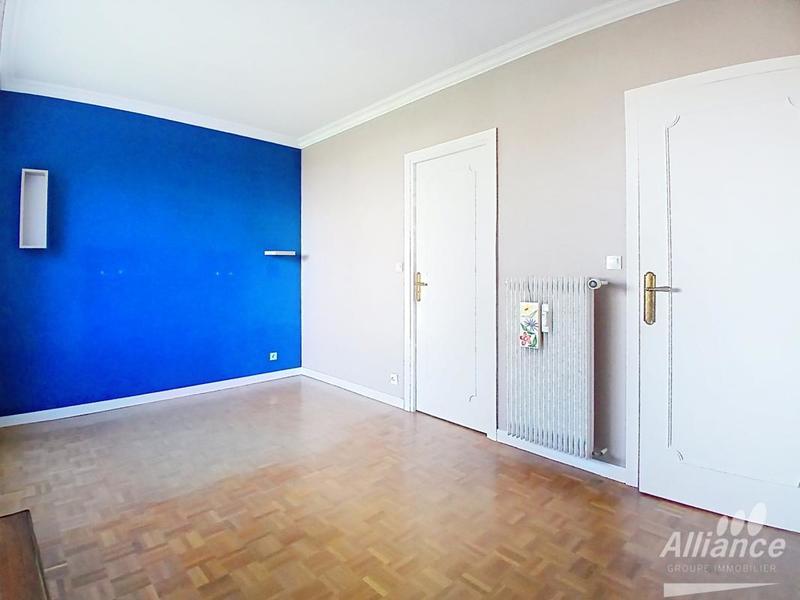 Appartement - 127 m² - 6 pièces