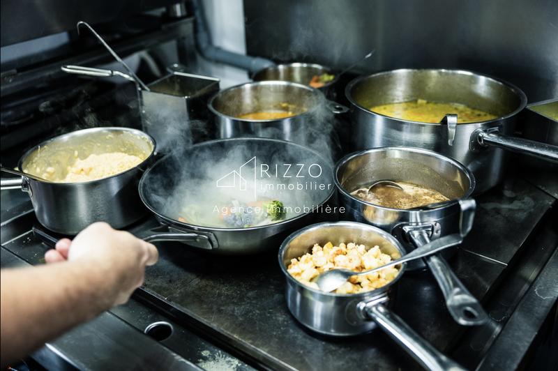 Fonds de commerce - Magasins - 48 m²