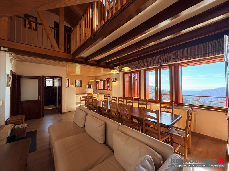 Duplex - 129 m² - 6 pièces