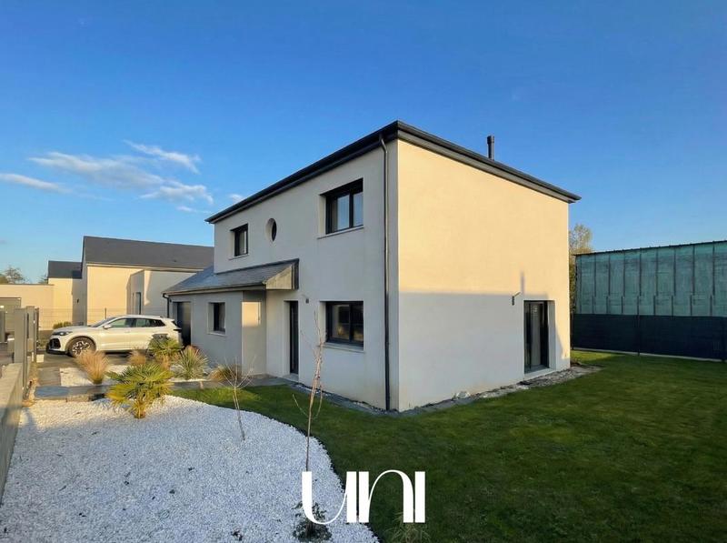 Maison - 137 m² - 5 pièces