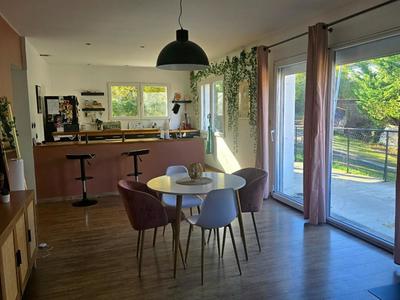 Maison - 85 m² - 4 pièces