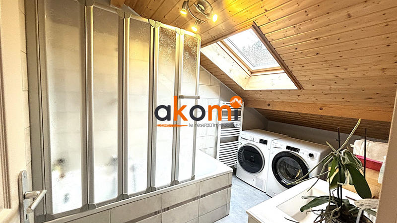 Maison - 122 m² - 7 pièces