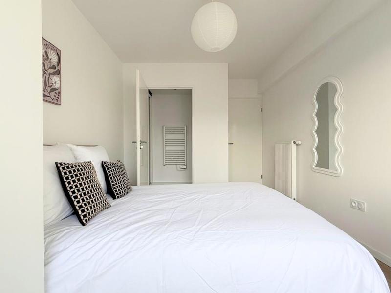 Chambre - 12 m² - 1 pièce