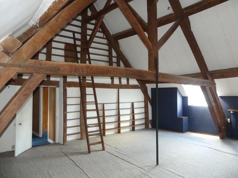 Maison - 340 m² - 6 pièces