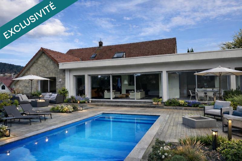 Maison - 312 m² - 12 pièces