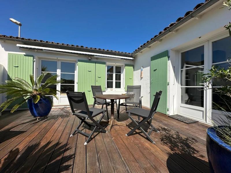 Propriété - 168 m² - 6 pièces