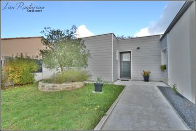 Maison - 170 m² - 8 pièces