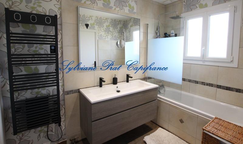 Maison - 141 m² - 5 pièces