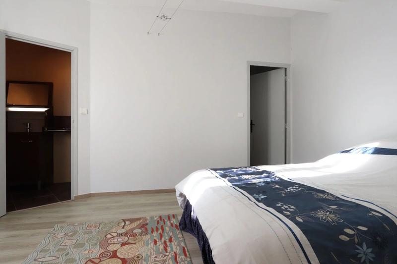 Appartement - 130 m² - 6 pièces