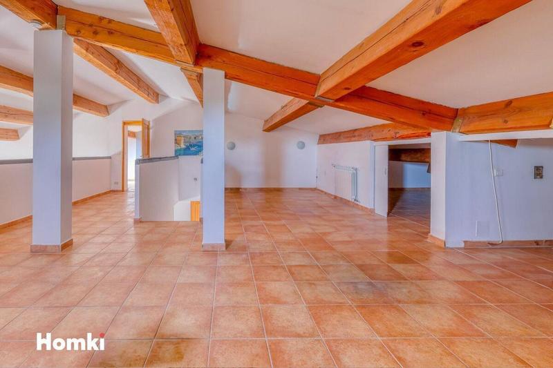 Villa - 178 m² - 6 pièces