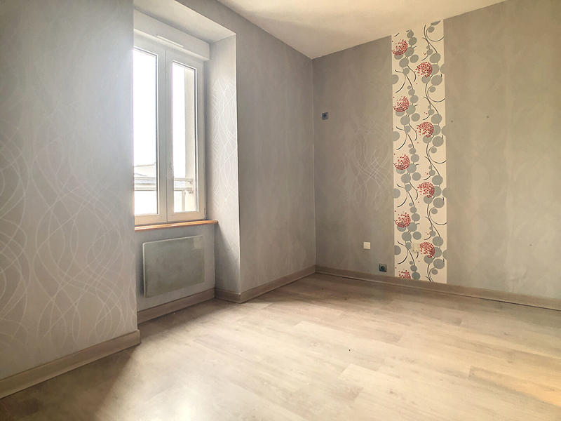 Appartement - 81 m² - 5 pièces