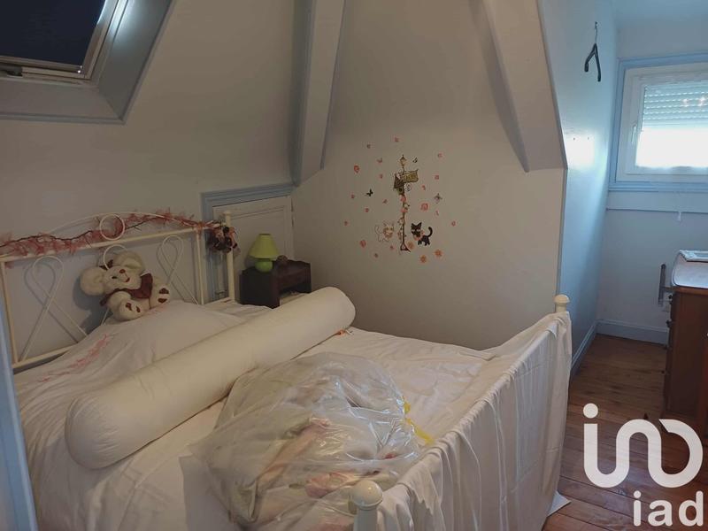 Maison - 241 m² - 8 pièces