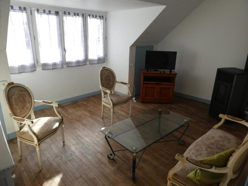 Maison - 85 m² - 6 pièces