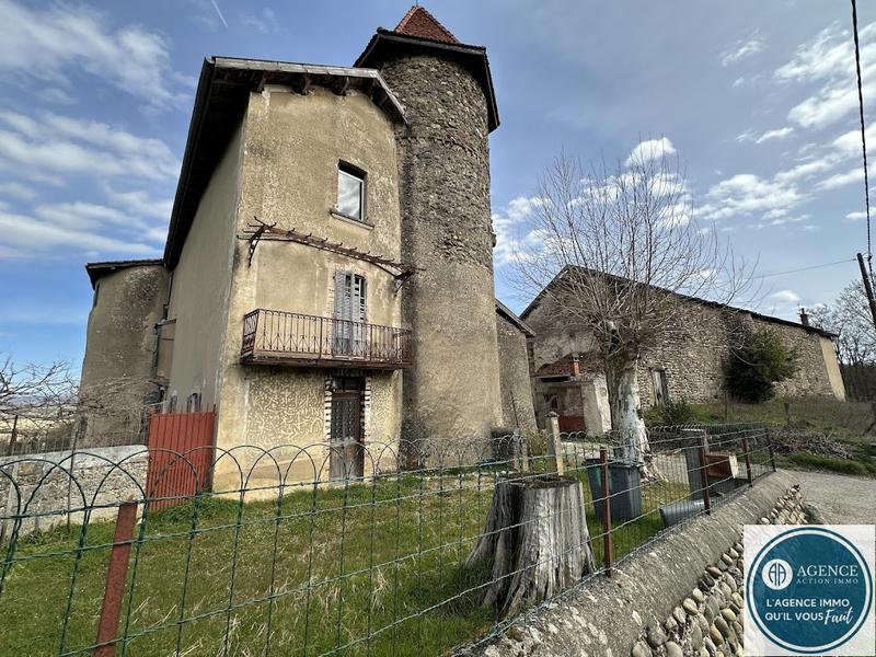 Maison - 297 m² - 11 pièces