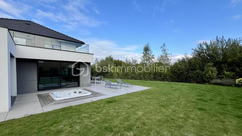 Maison - 190 m² - 6 pièces