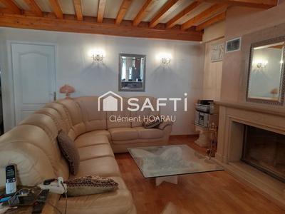 Maison - 163 m² - 5 pièces