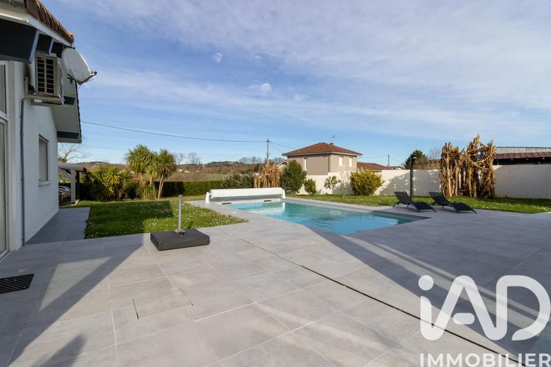 Maison - 160 m² - 6 pièces