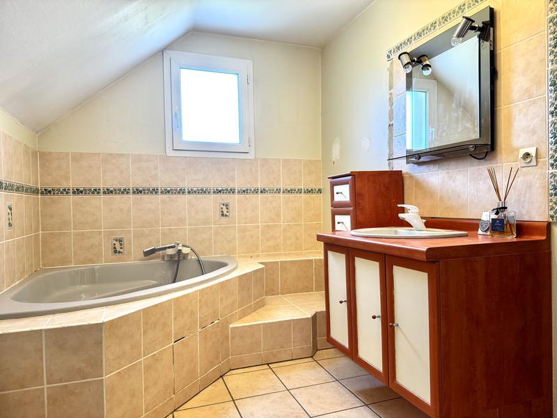 Maison - 112 m² - 5 pièces