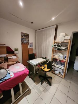 Fonds de commerce - Magasins - 188 m²