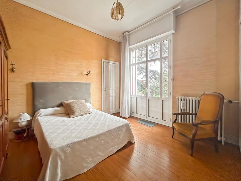 Maison - 170 m² - 6 pièces