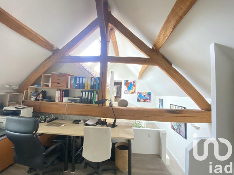 Maison - 241 m² - 6 pièces