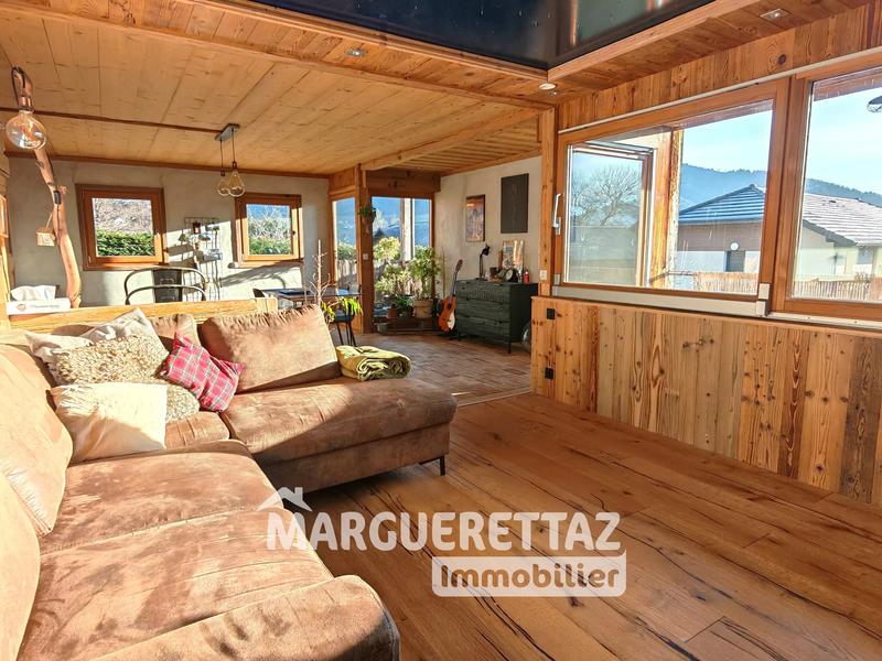 Appartement - 110 m² - 3 pièces