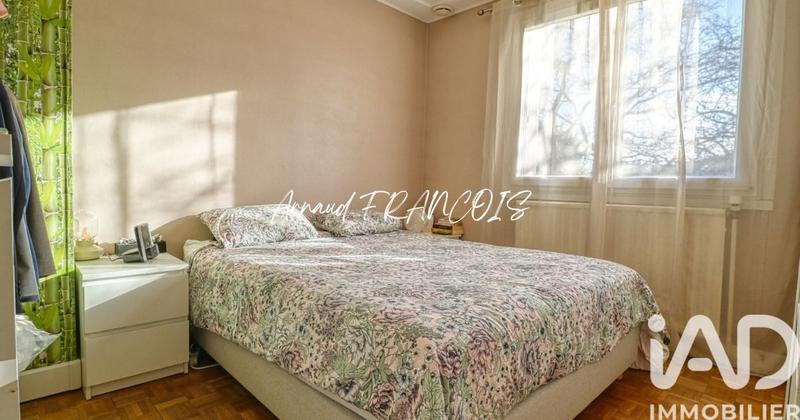 Maison - 96 m² - 7 pièces