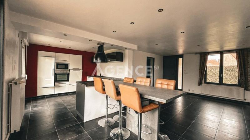 Maison - 97 m² - 4 pièces